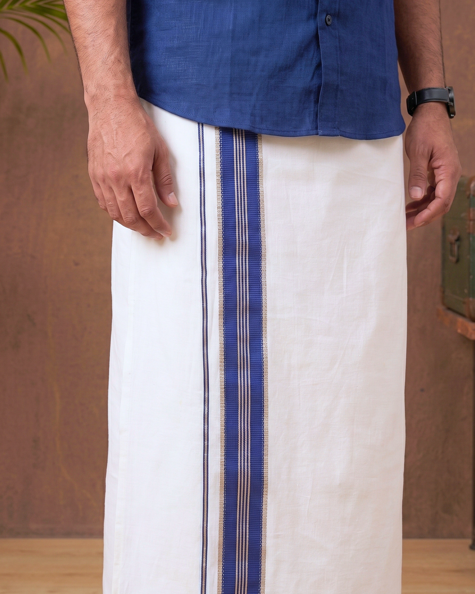 Raam Rav Blue Border Cotton Veshti